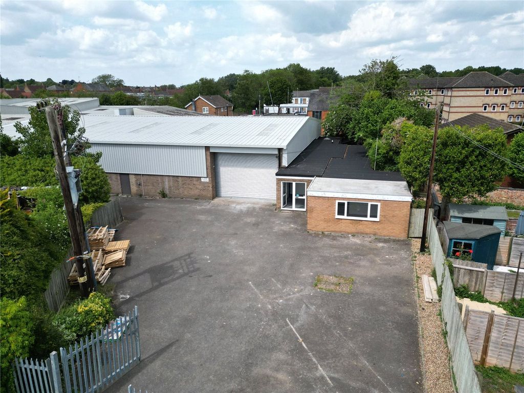 Property photo 2 of 12 Picture No. 02