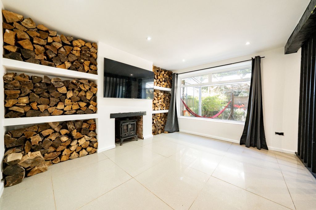 Property photo 3 of 27 Dsc01168