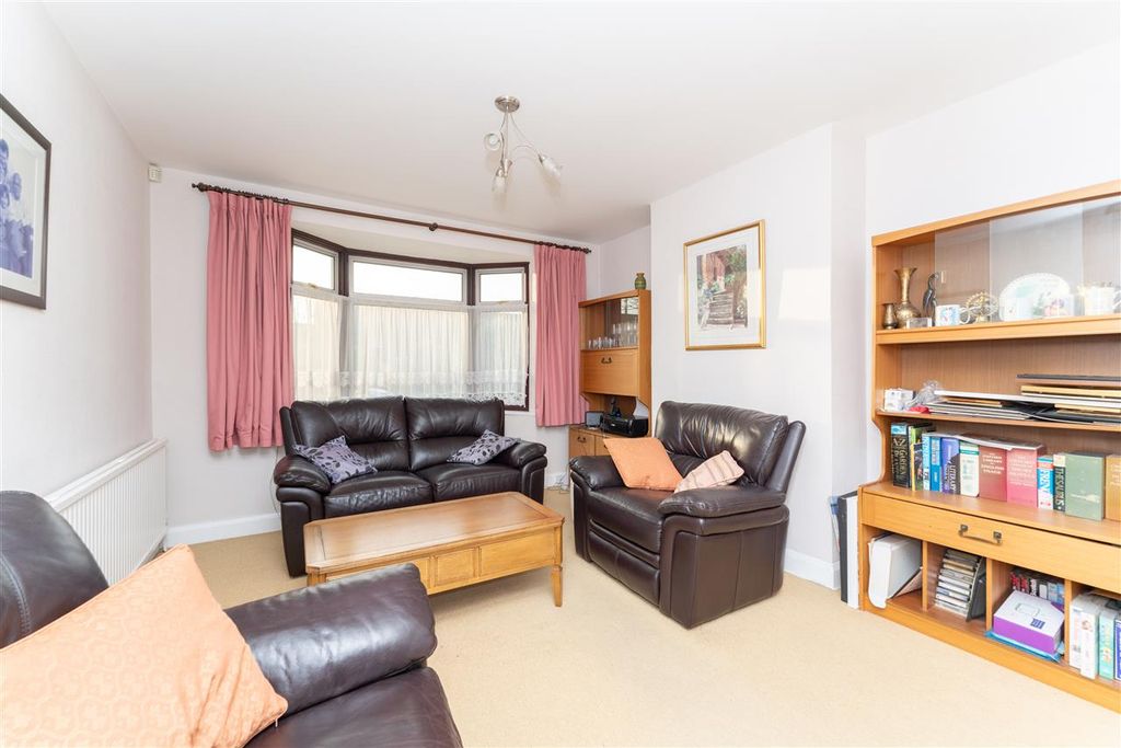 Property photo 2 of 14
