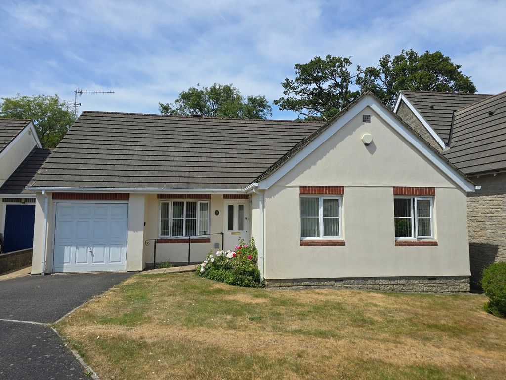 Property photo 1 of 17 5294010