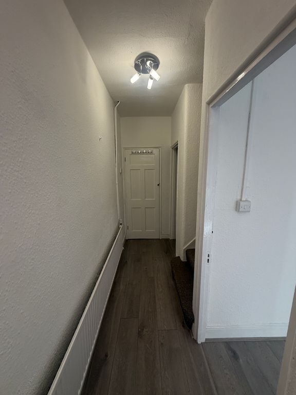 Property photo 3 of 27