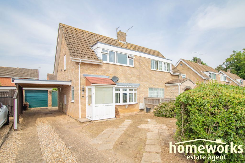 Property photo 1 of 12