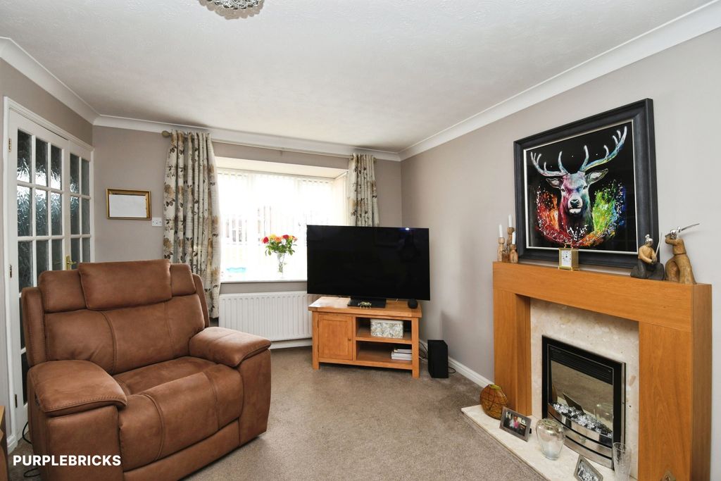 Property photo 2 of 30