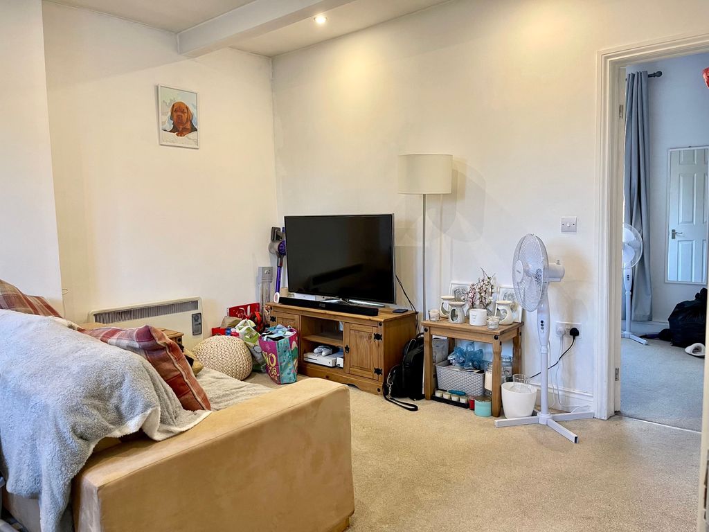 Property photo 3 of 7 Image