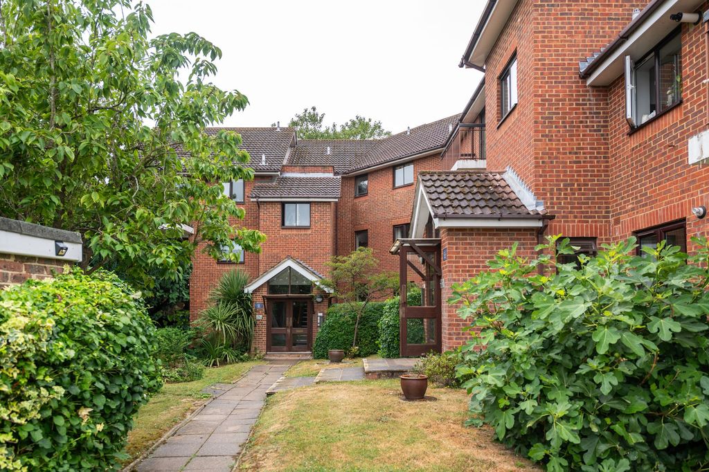 Property photo 1 of 14