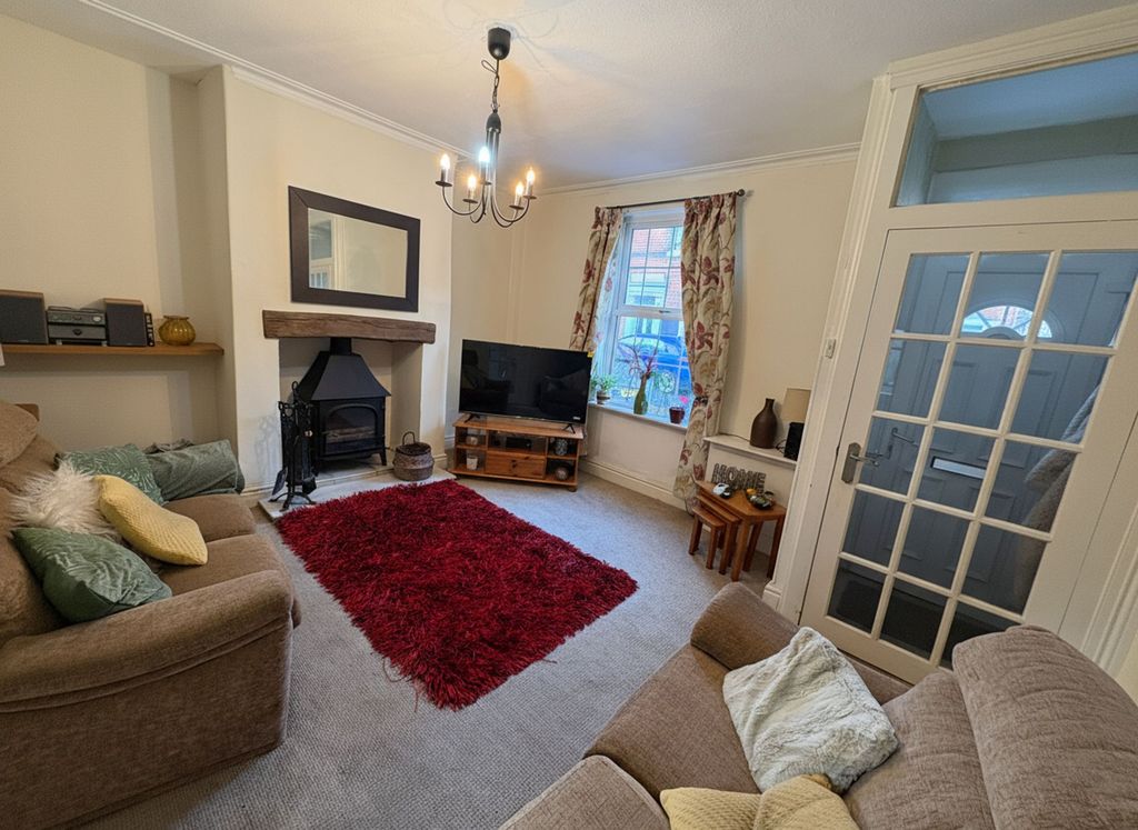 Property photo 2 of 19