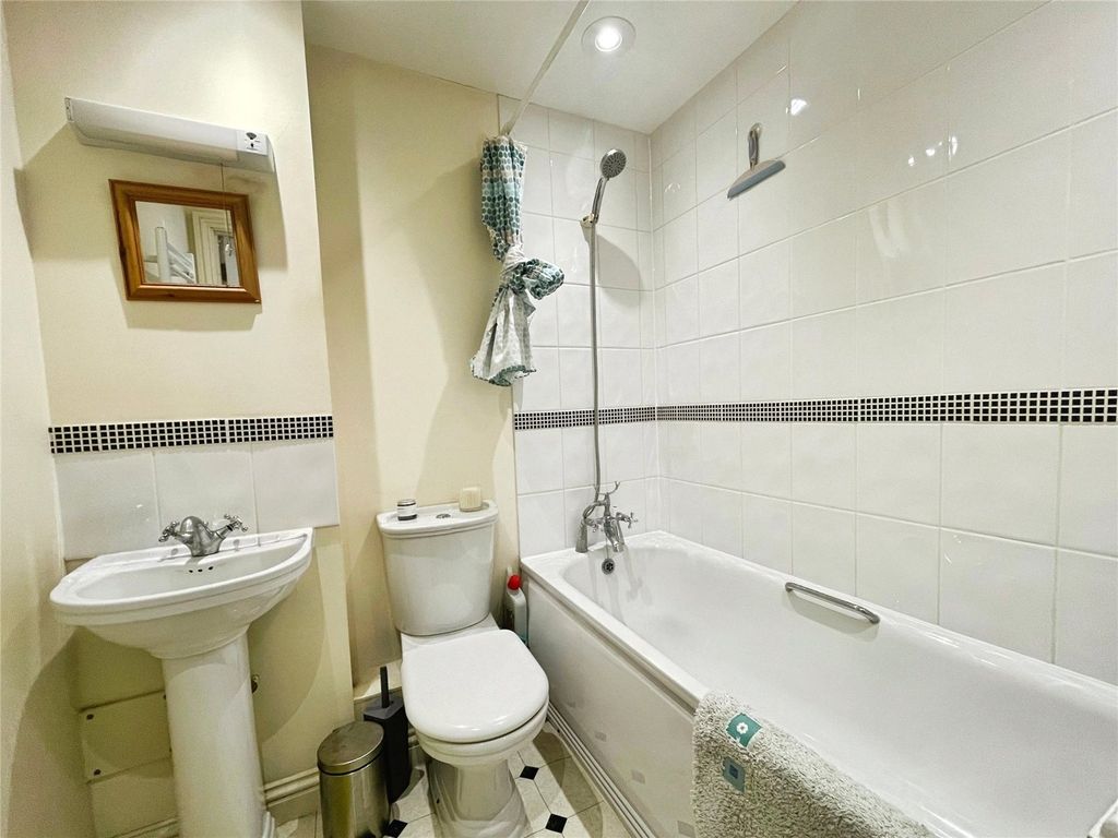 Property photo 3 of 5 Picture No. 03