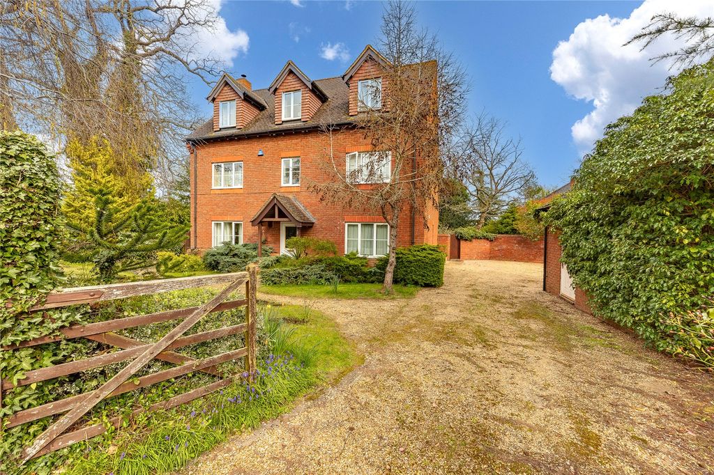 Property photo 1 of 33 Picture No. 06