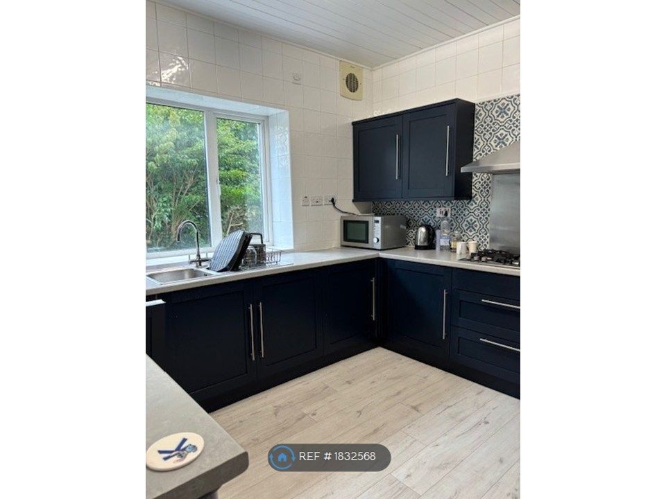 Property photo 2 of 13 Main Kitchen