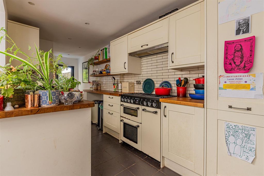 Property photo 2 of 17 4-14.Jpg