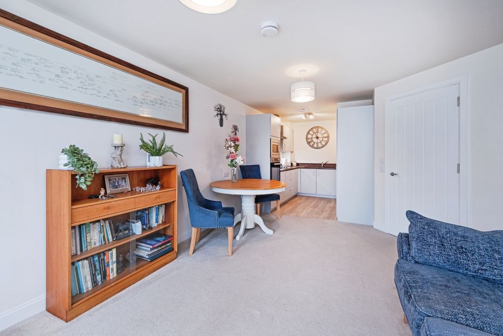 Property photo 3 of 20