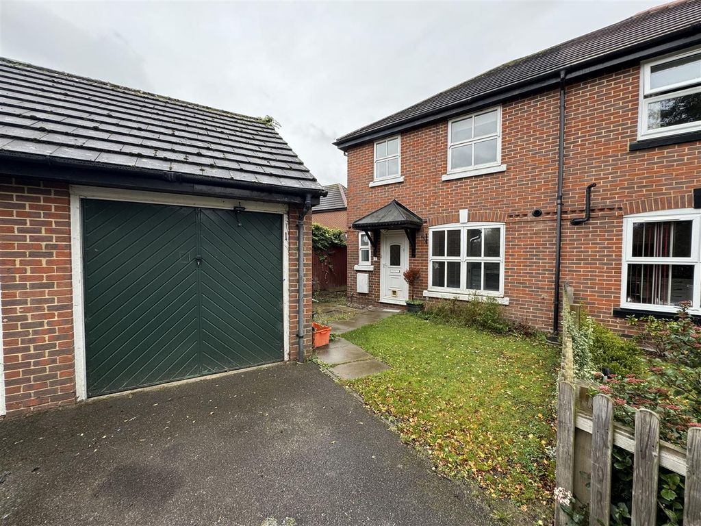 Property photo 1 of 12 Photo 29-10-2025, 12 51 36 (1).Jpg