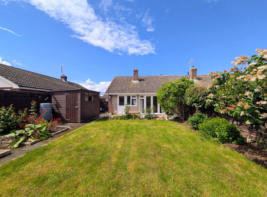 Property photo 3 of 12