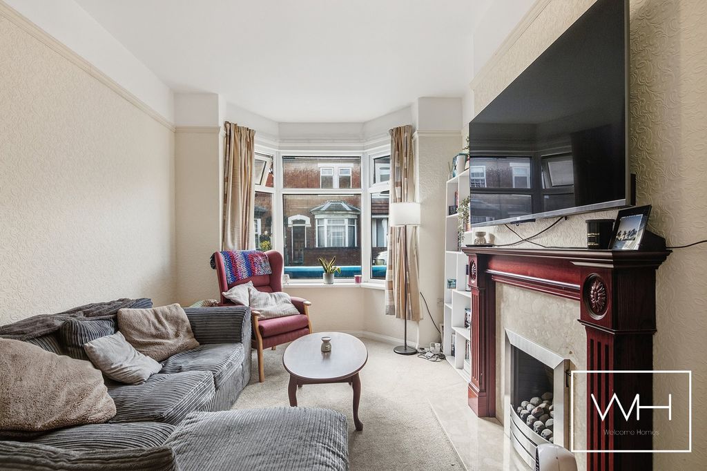Property photo 3 of 20 44 Royston Avenue, Bentley 08
