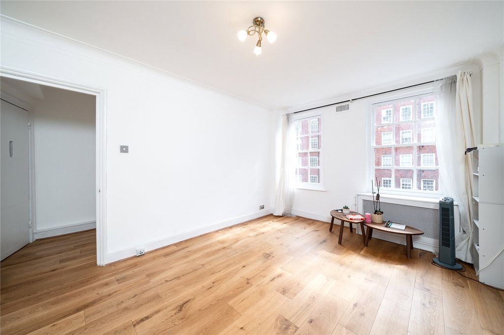 Property photo 3 of 8 Picture No. 09