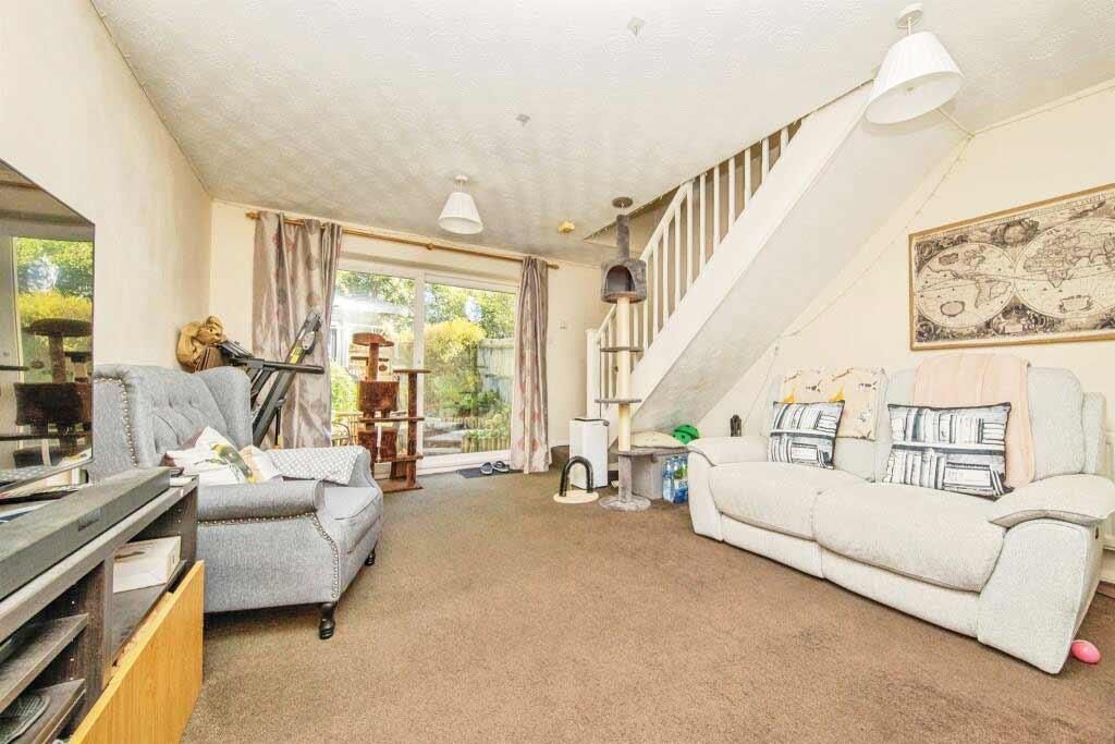 Property photo 3 of 5