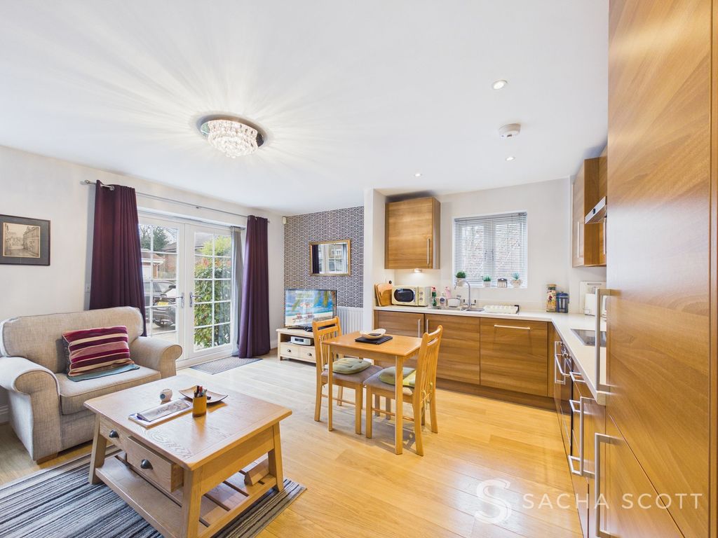 Property photo 1 of 15 Lounge / Kitchen / Diner