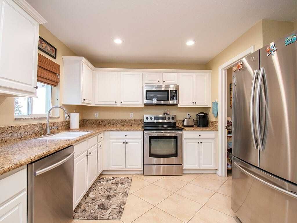 Property photo 1 of 31