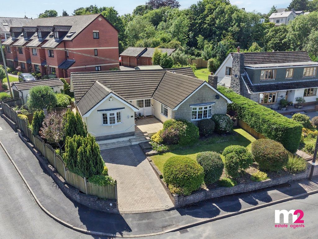 Property photo 1 of 24