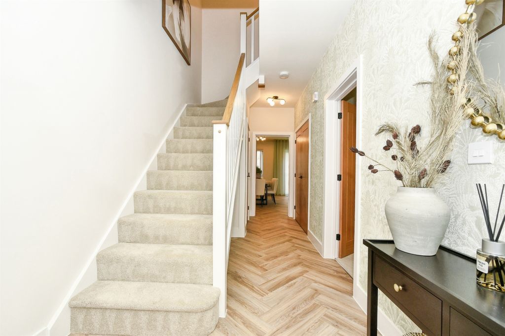 Property photo 2 of 26