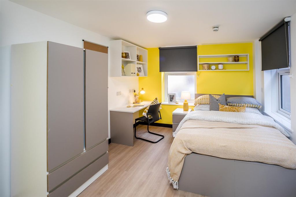 Property photo 1 of 9 10Anplincon-240921-14 Rm 24.Jpg