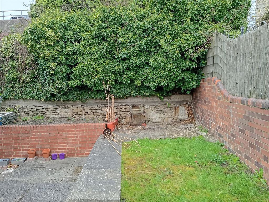 Property photo 3 of 7 7Rs2.Jpg