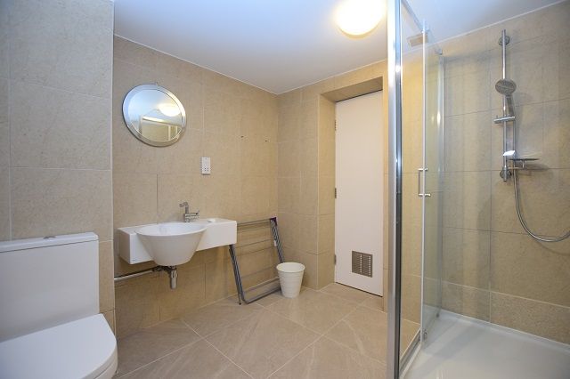 Property photo 3 of 4