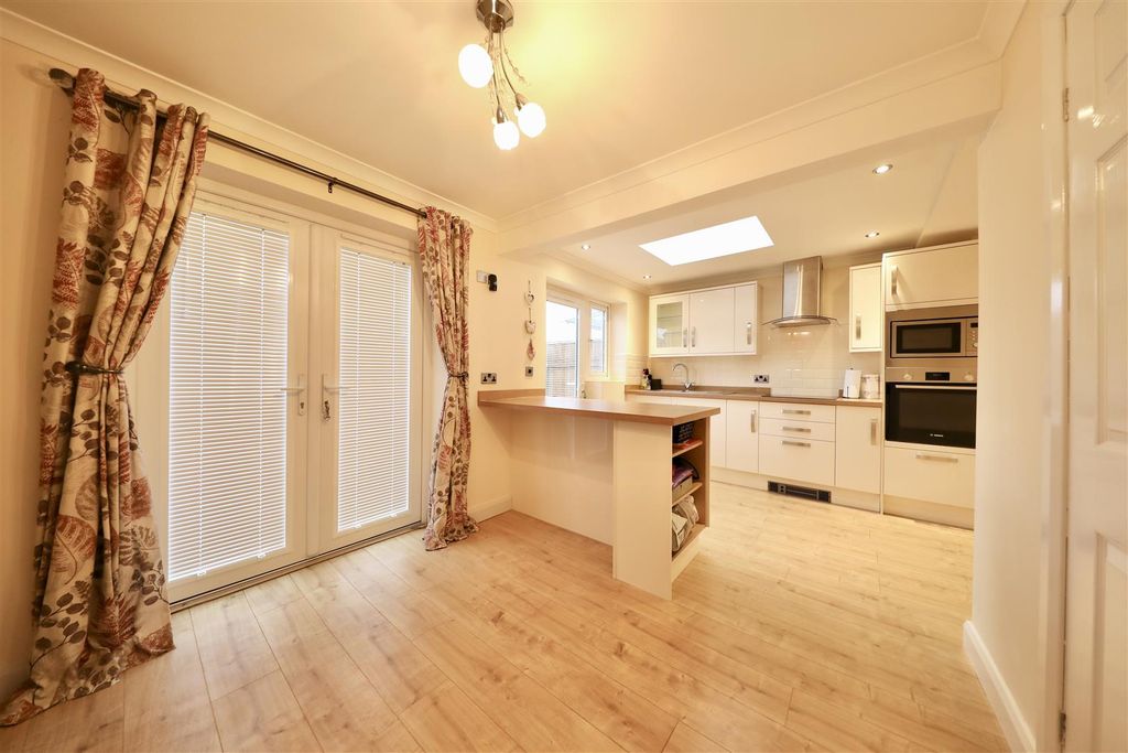 Property photo 2 of 17 0A4A3094.Jpg