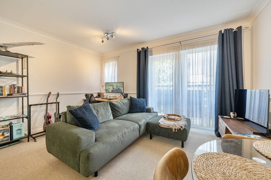 Property photo 3 of 10 1535230 (6)