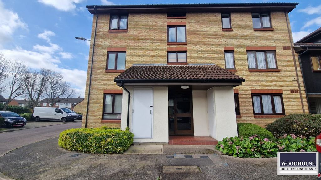 Property photo 1 of 12