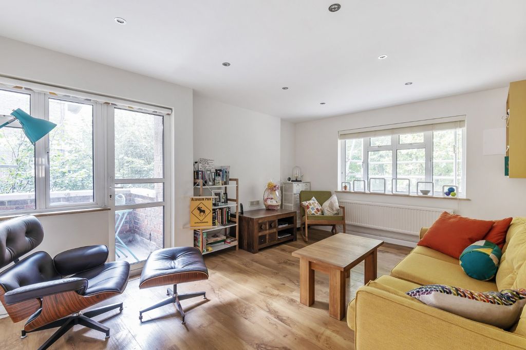 Property photo 1 of 8 Picture No. 01