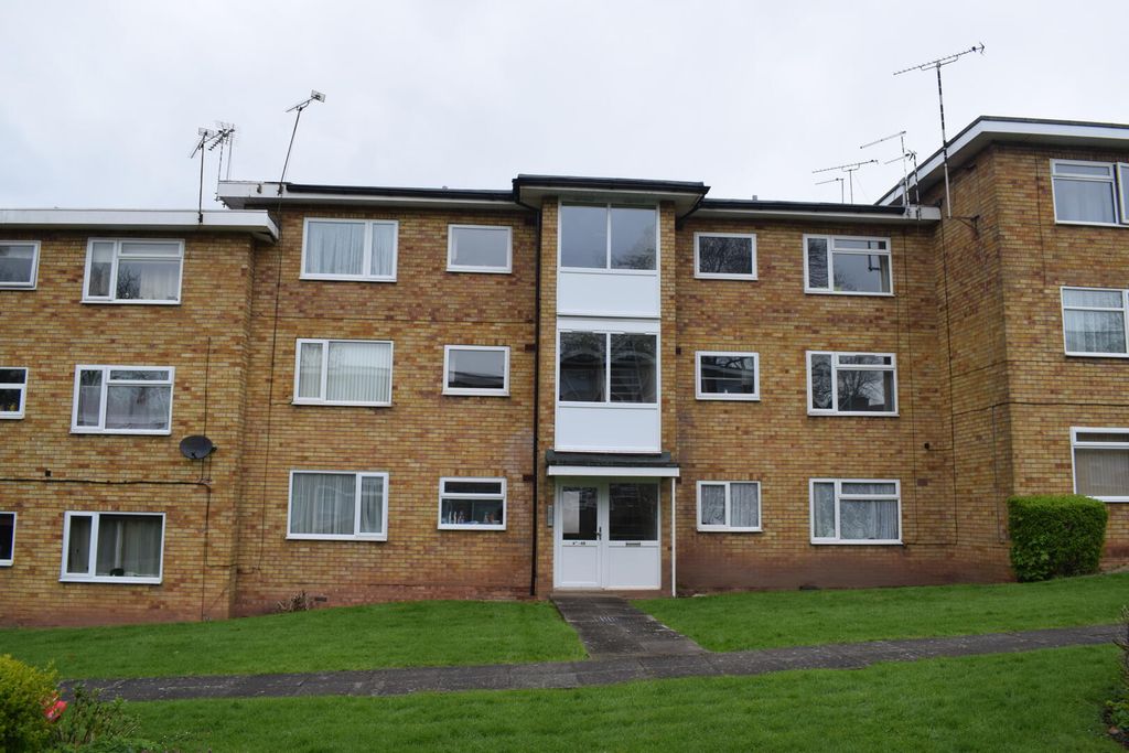 Property photo 1 of 13 Front (Exterior)