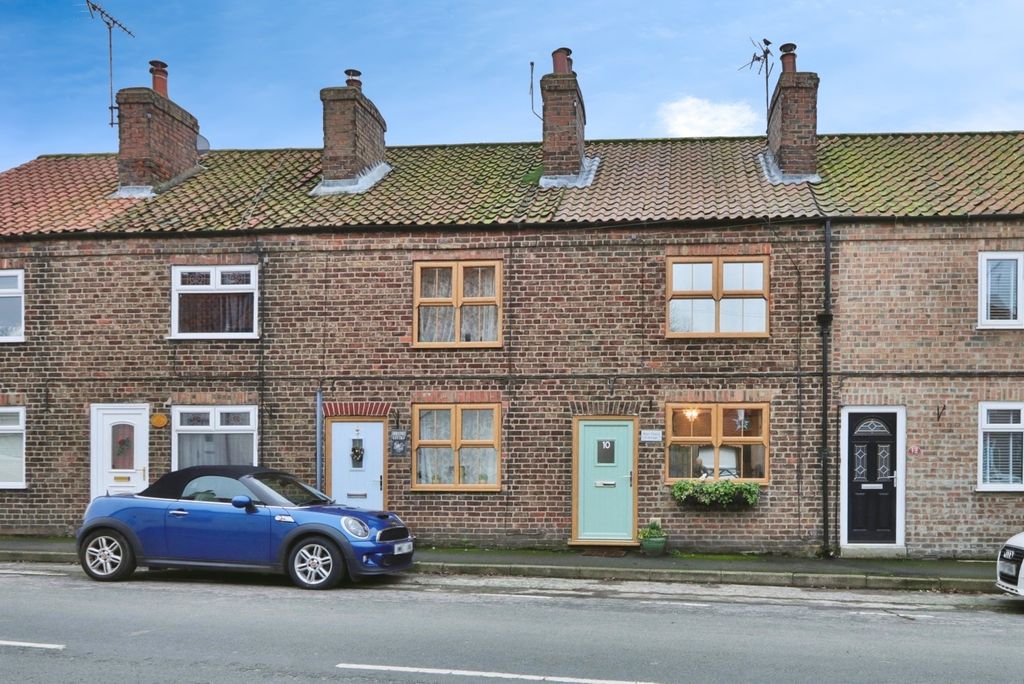 Property photo 1 of 29 3881383