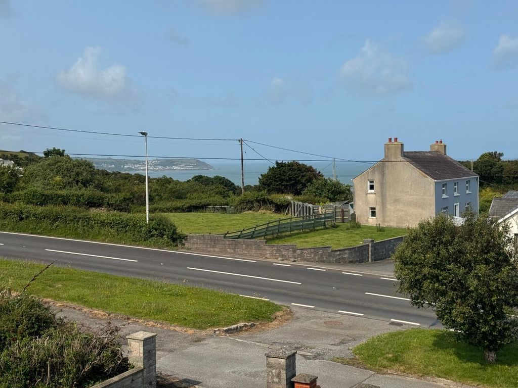 Property photo 3 of 47