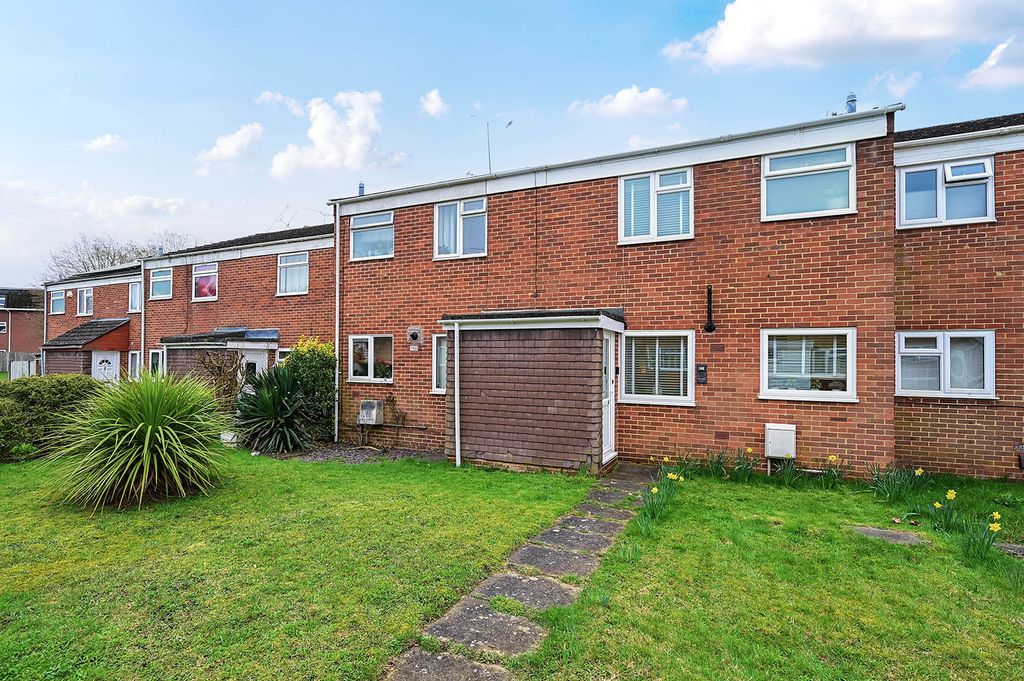 Property photo 1 of 11 257 Pinewood Park (1)
