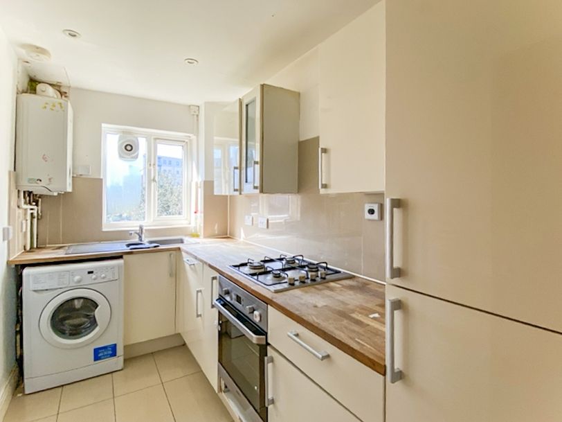 Property photo 1 of 5 Kitchen