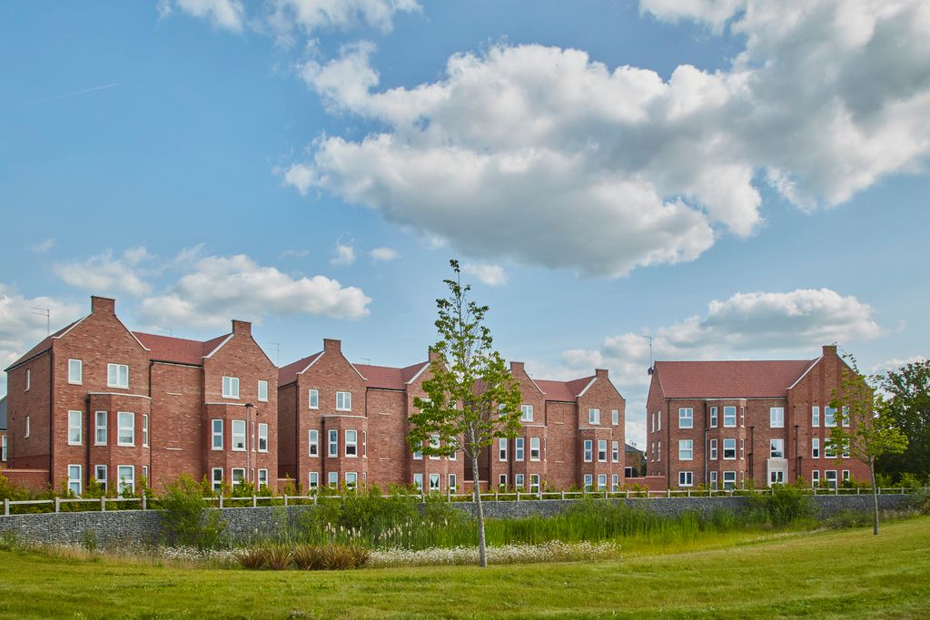 Property photo 2 of 7 252232-274A