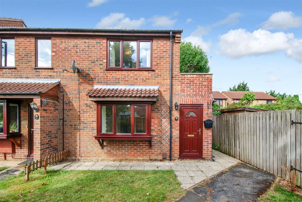 Property photo 1 of 8