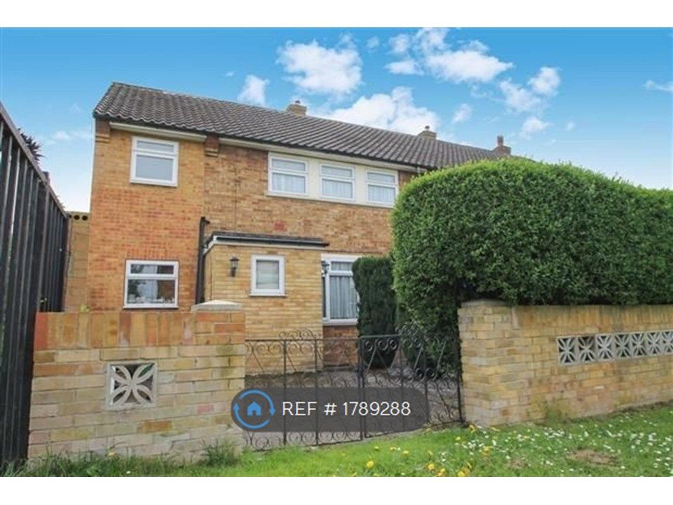 Property photo 2 of 9