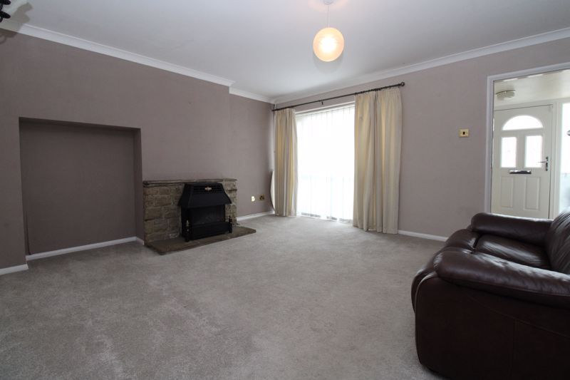 Property photo 3 of 11 Photo 2