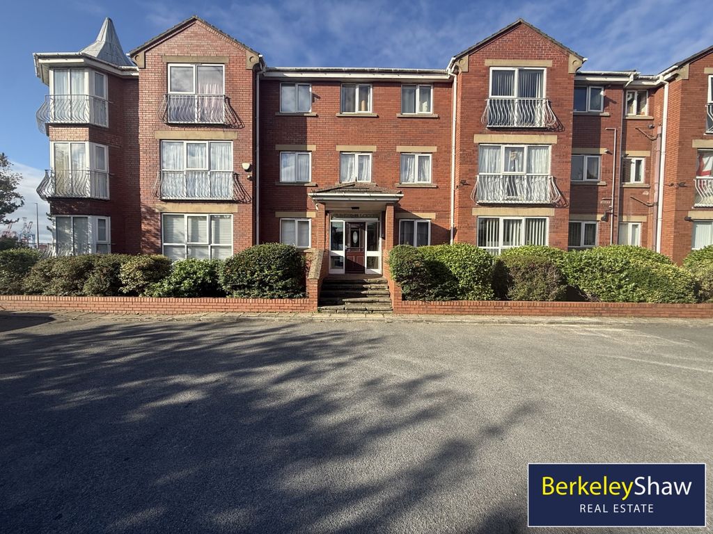 Property photo 1 of 13 Communal Exterior