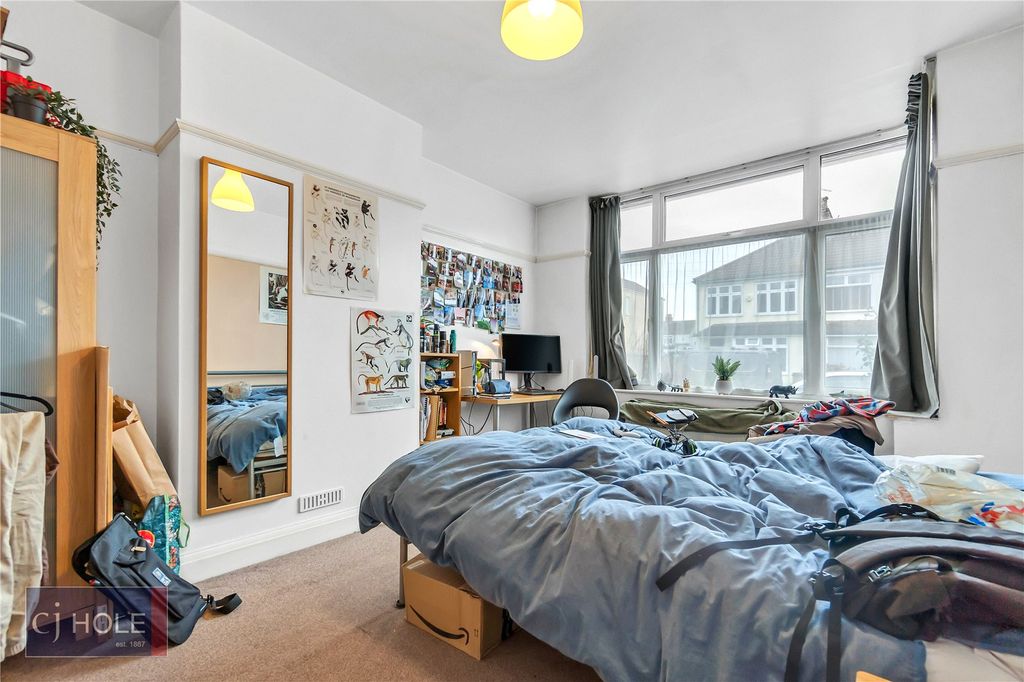 Property photo 1 of 16 Picture No. 24