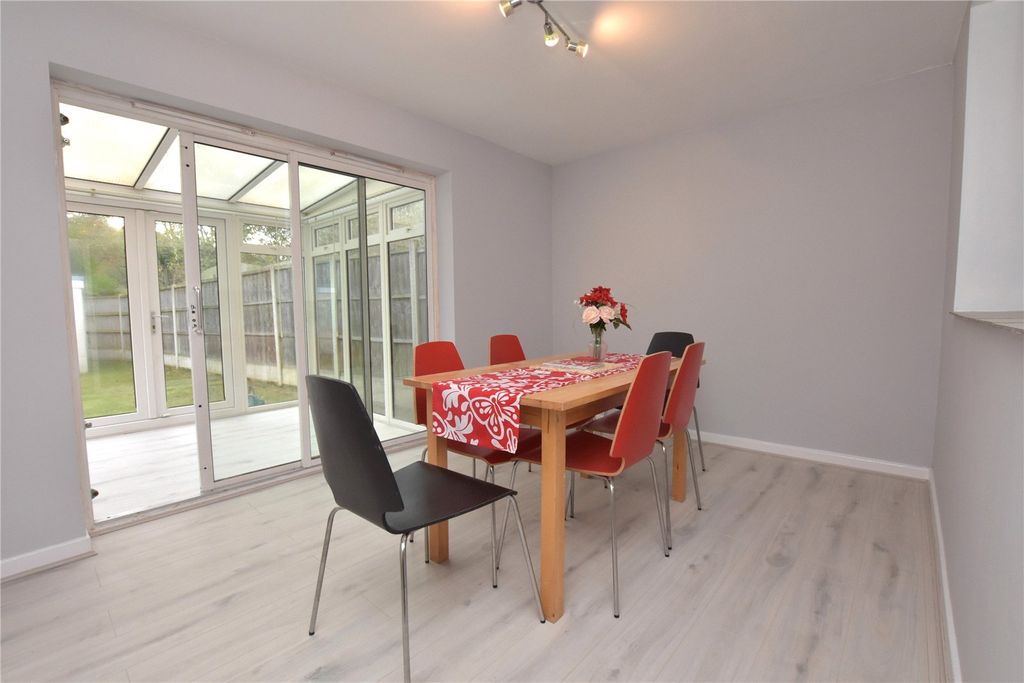 Property photo 3 of 20 Picture 3