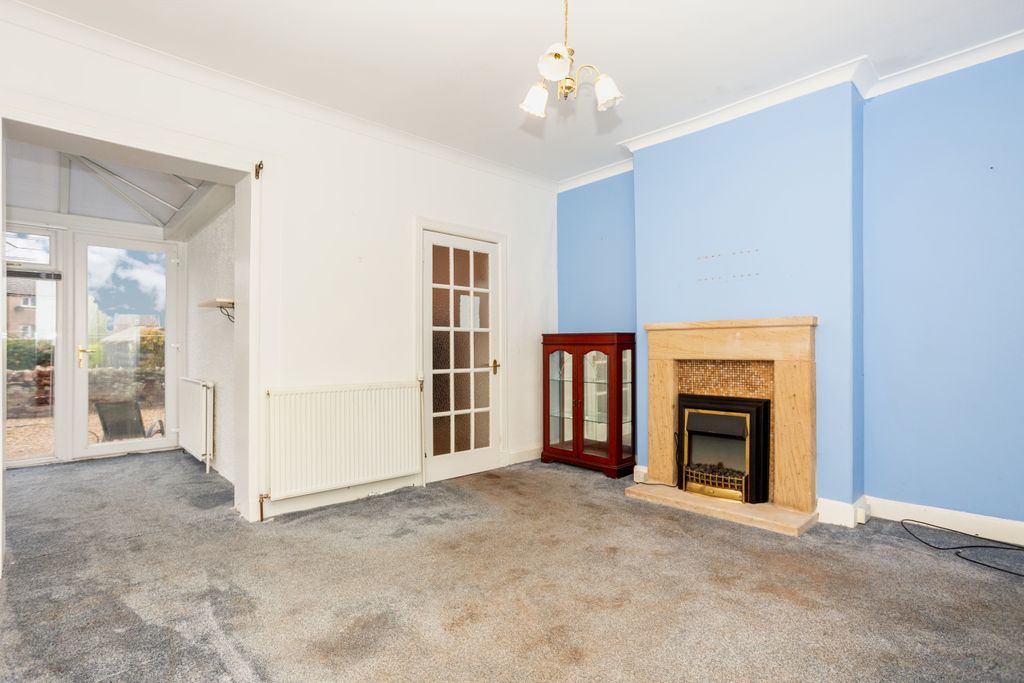 Property photo 2 of 26 Living Room