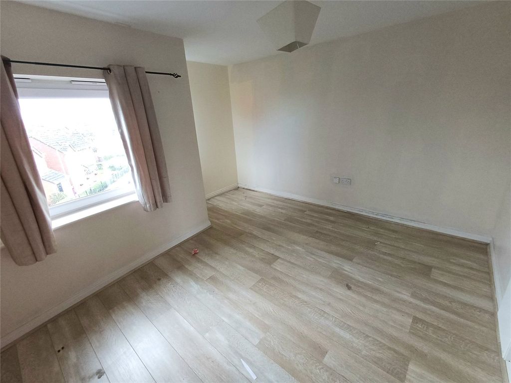Property photo 3 of 3 Picture No. 03