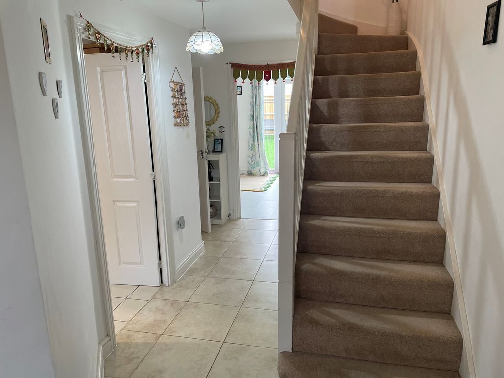 Property photo 2 of 14 Photo 11