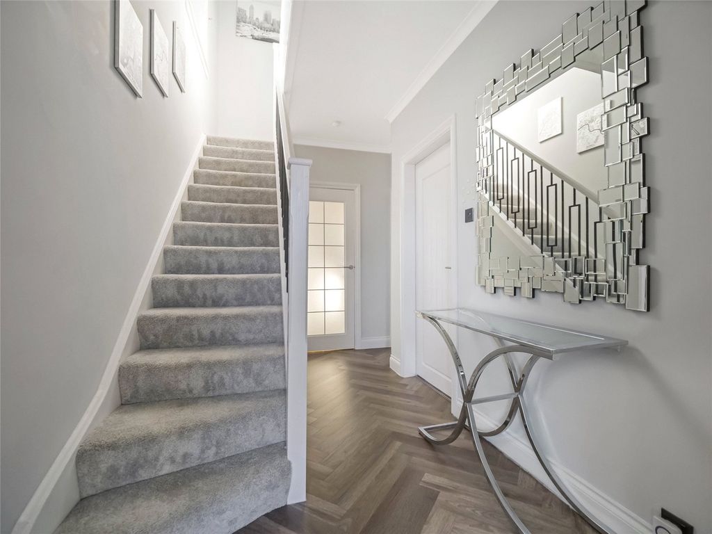 Property photo 3 of 21 Picture No. 03