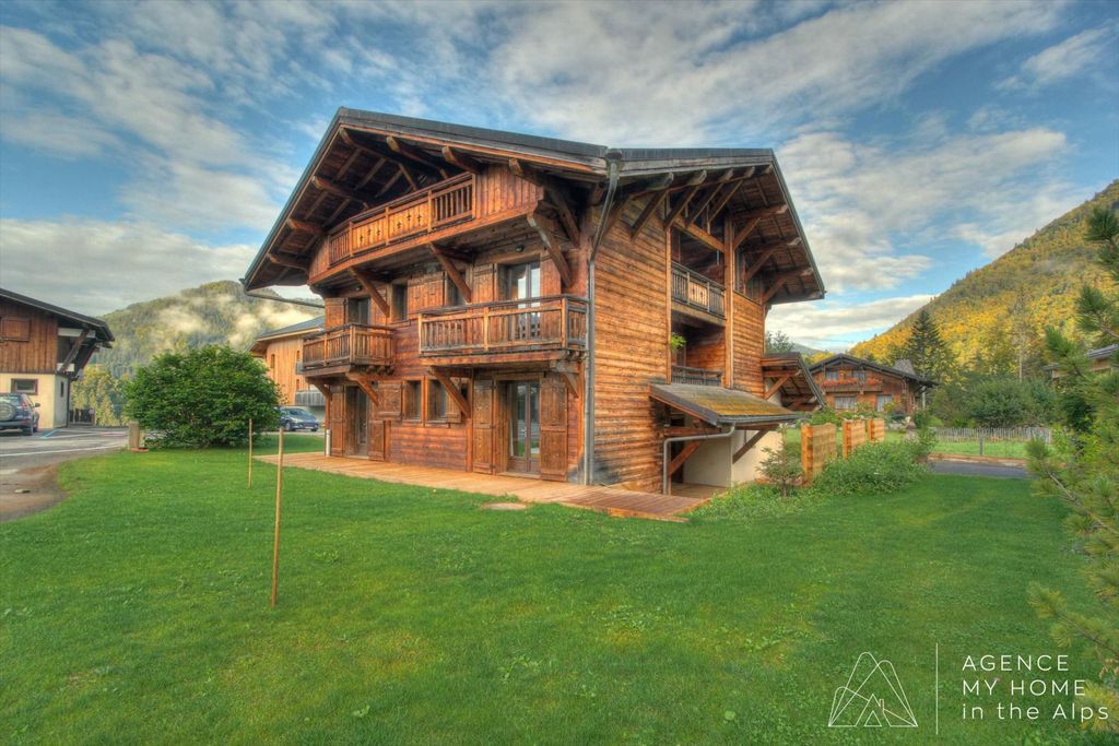 Property photo 1 of 30 Chalet Beatrice