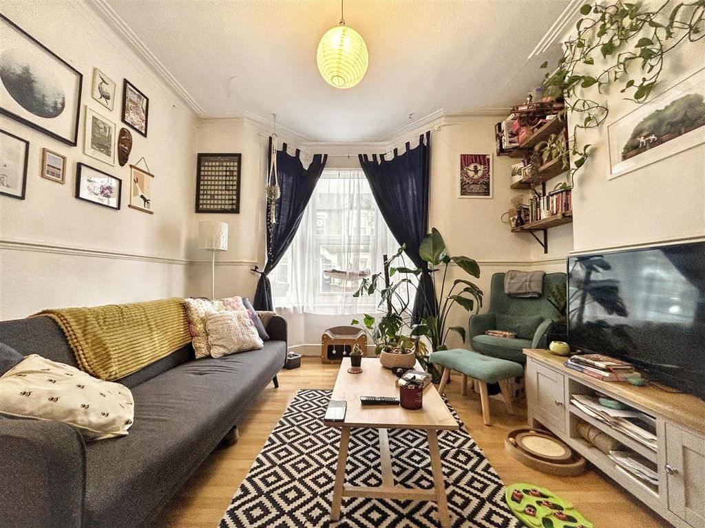 Property photo 2 of 13 Reception Room