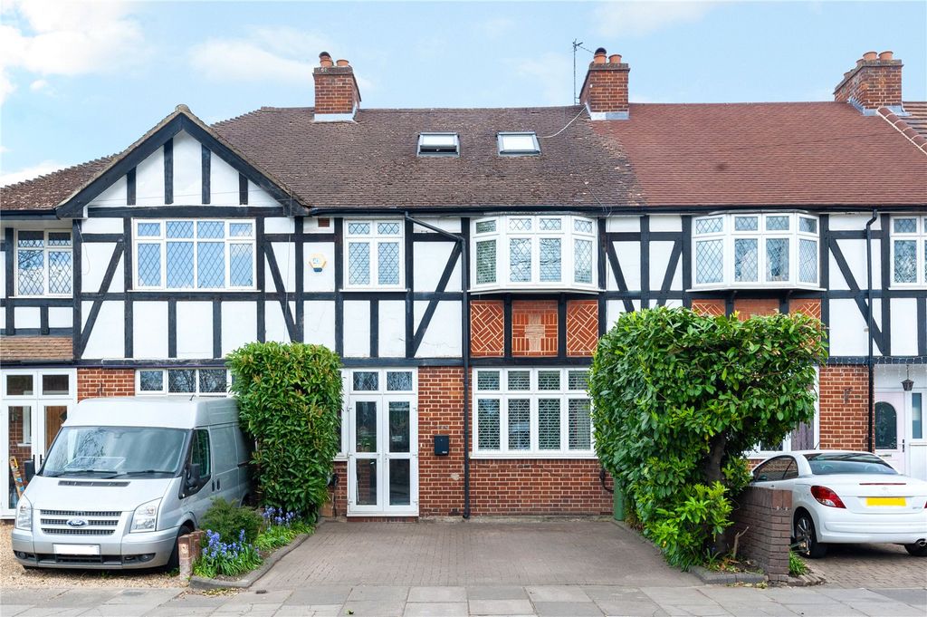 Property photo 1 of 17 Picture No. 01